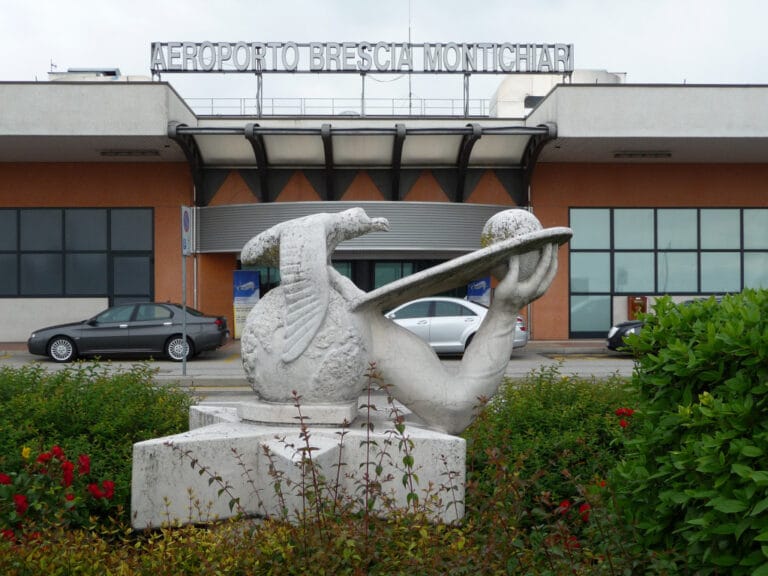 Montichiari Airport: Overcoming Bureaucratic Issues