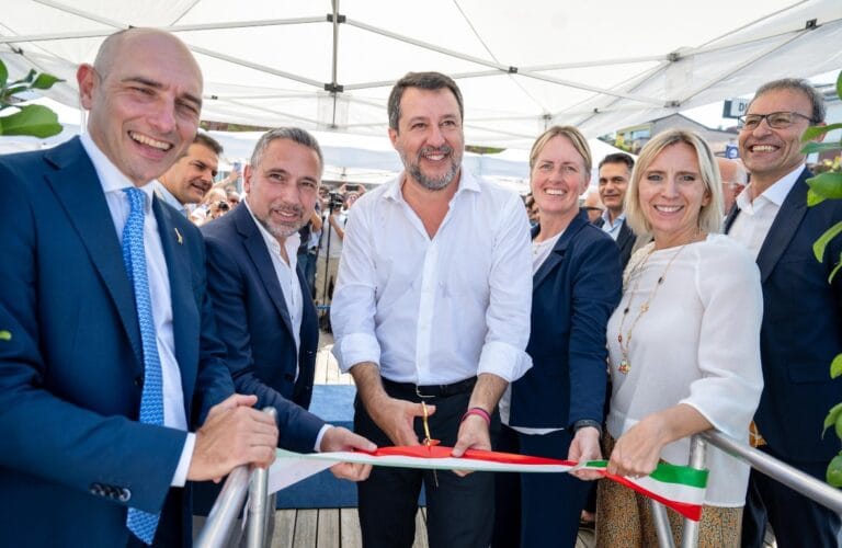 Minister Salvini inaugurates the hybrid vessel “Ander” on Lake Garda