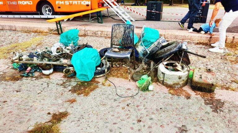 Sub in action for “Clean Lake 2024” in Lake Garda