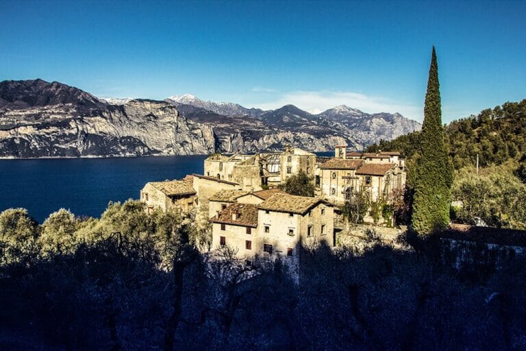 Obstetric Office in Brenzone: Comprehensive Support for Women