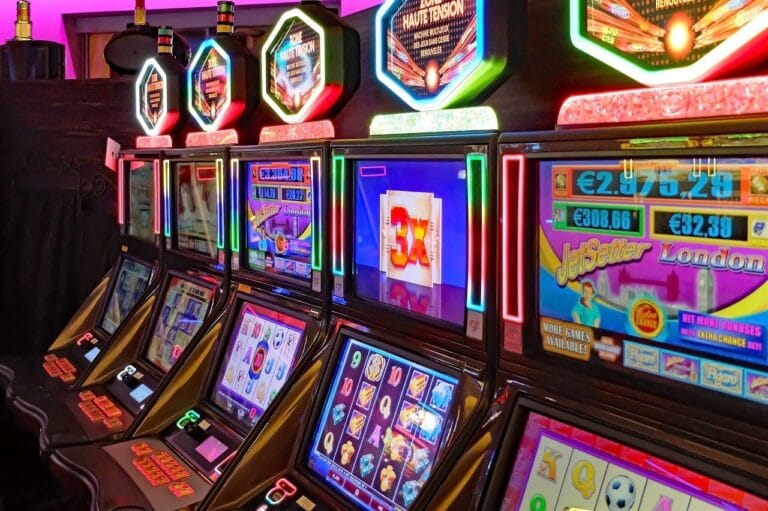 5 Ways to Have Fun at Cadoola Casino: Slots, Tournaments, and Live Dealers