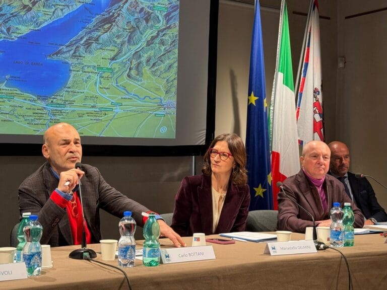 Development and Collaboration: The Assembly of the Garda Community in Mantua