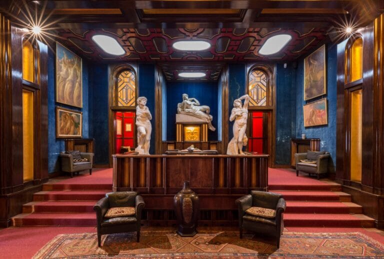 Vittoriale of Italians: Marilina Succo and the artistic performance THE PROCESS