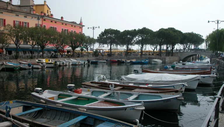 The Miracle of the Motionless Boat: When Cassone Tried to Rob Desenzano