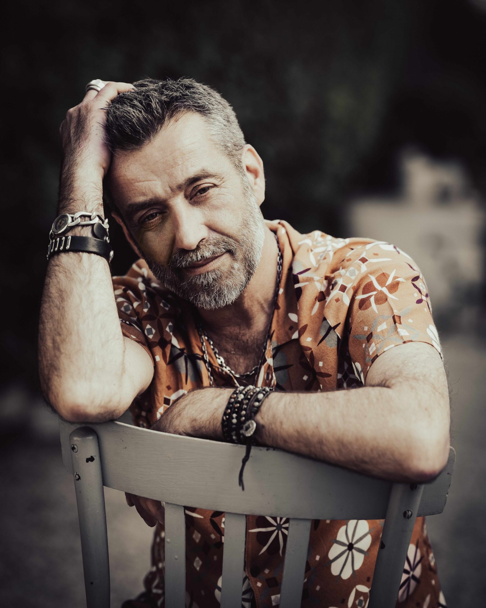 Daniele Silvestri Headlines Intimate Acoustic Show in Gardone Riviera