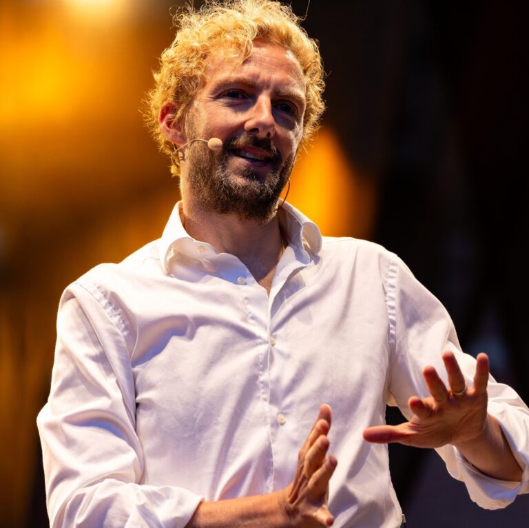 The Vittoriale Hosts Alessandro D'Avenia for The Symbolic Animal