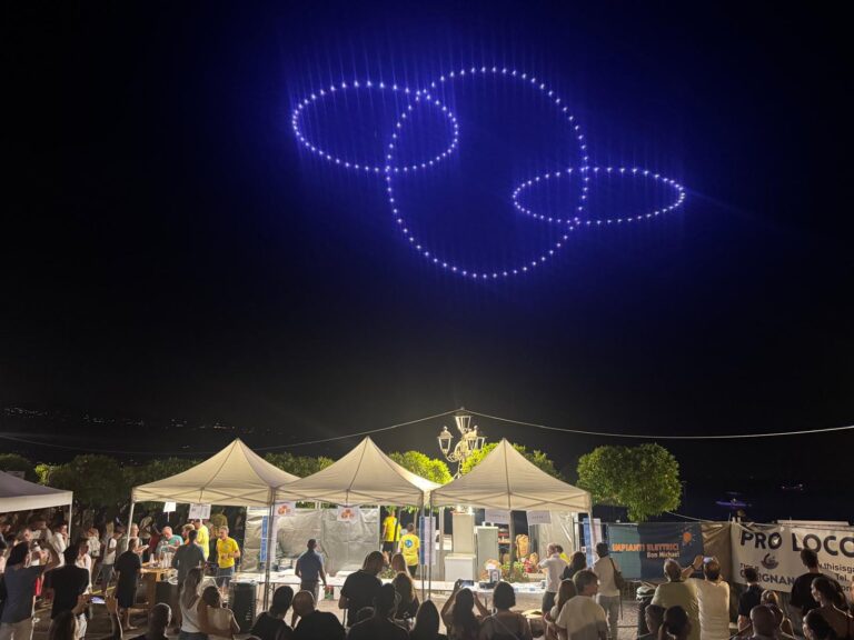 Drone Light Show Draws Big Crowd in Gargnano