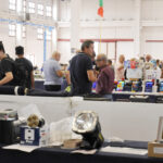 Montichiari Hosts 65th Electronics Fair, Featuring Vintage Radios and Vinyl Records