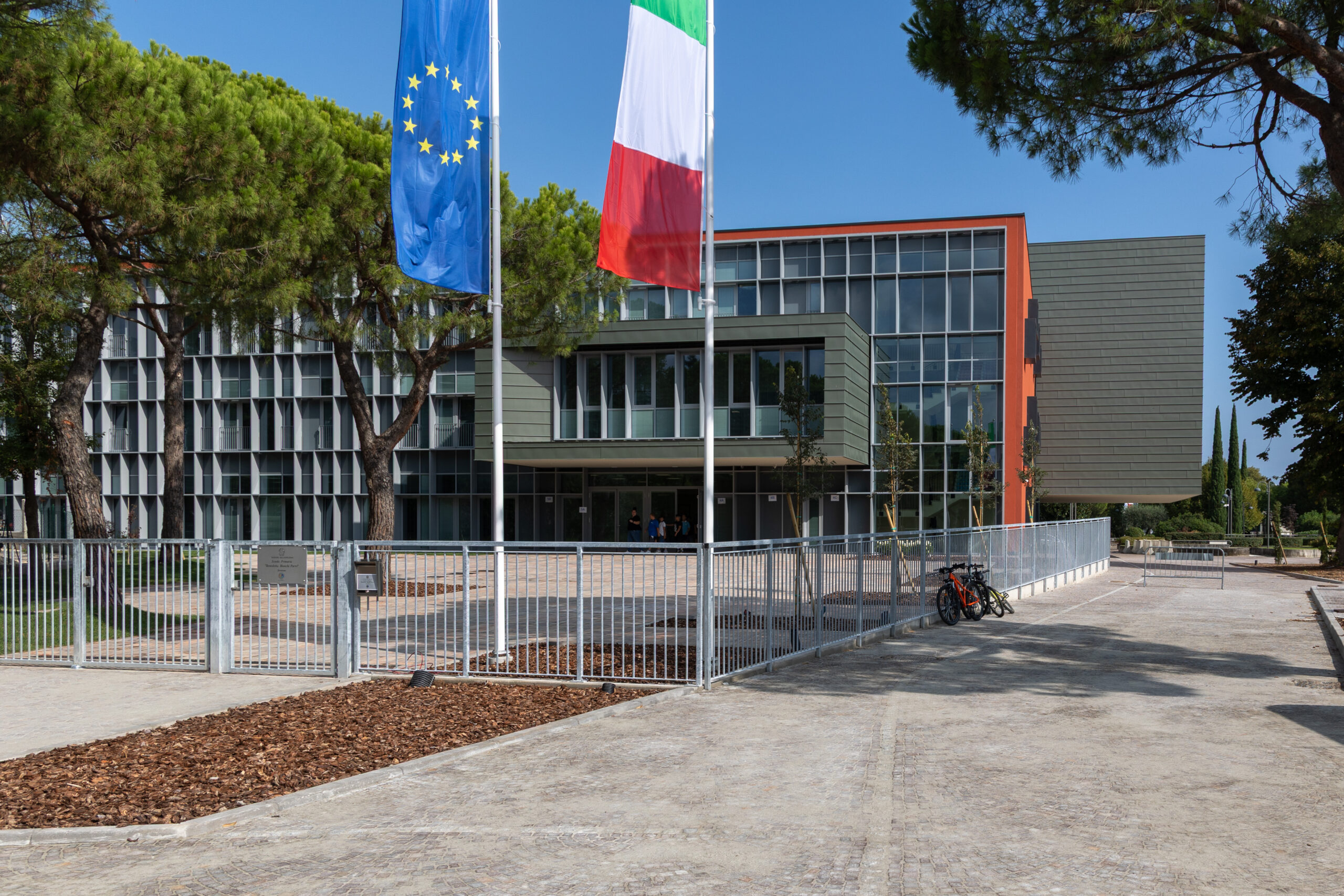 Sirmione Approves 2026 Right-to-Education Plan, Funding 760 Students With €1.7M