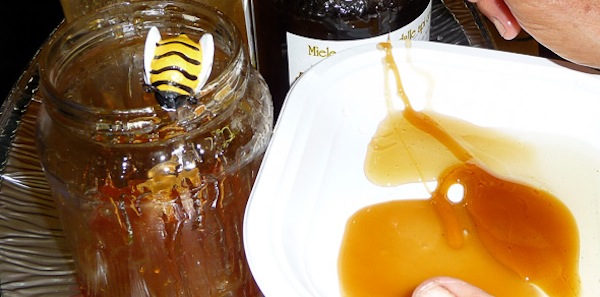 Honey jars at Lazise beekeeping fair